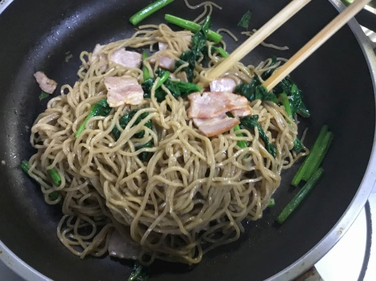 ベースフードベーコンとほうれん草で食べてみる