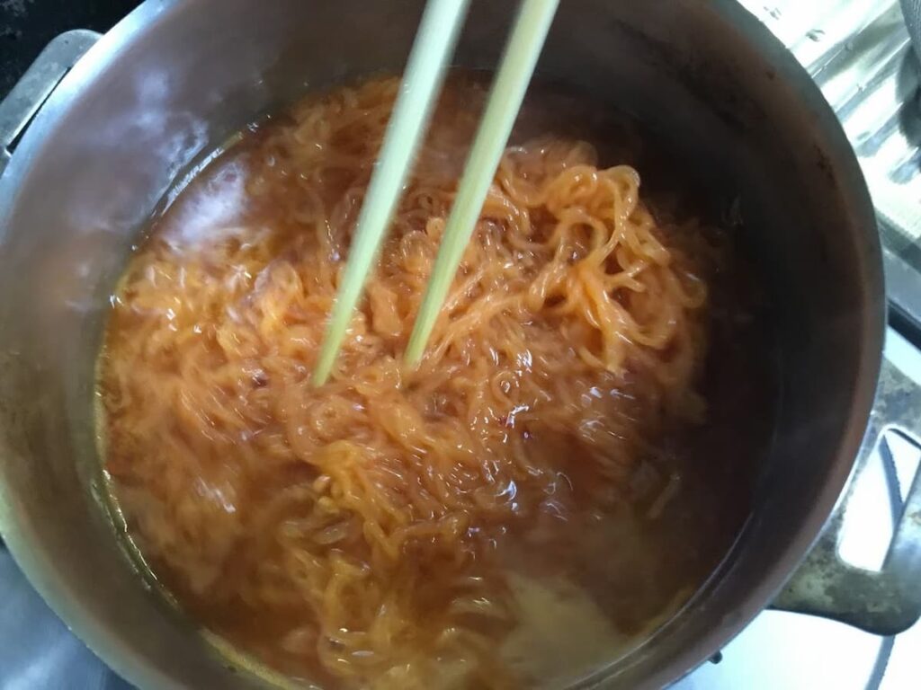 中川食品カロリーOFF辛い麺（糖質0g）